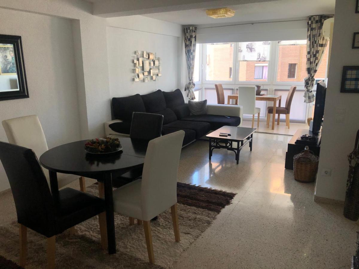 Cosy Apartment 5 Min From The Beach , Sea View Benidorm Luaran gambar